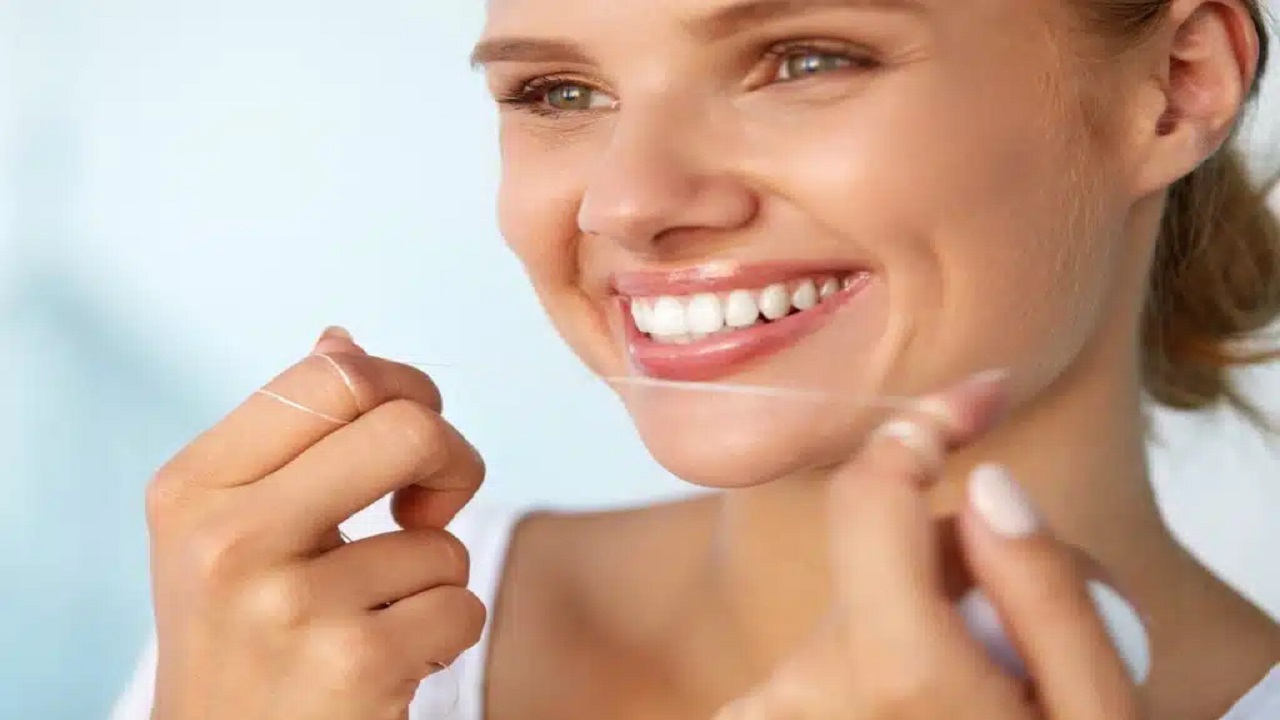 Teeth Whitening Strips for Actors: Shine Bright in Auditions